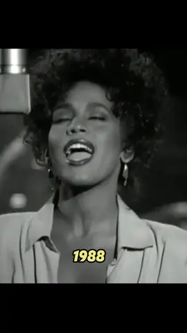 Where Do Broken Hearts Go#whitneyhouston #wheredobrokenheartsgo #90sthrowback #fyp #tiktok 