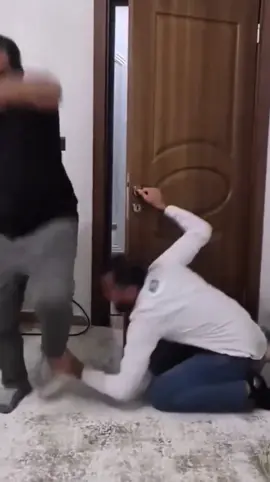 funny scare prank #scare #prank #scareprank 