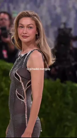 What do you think of this look? #gigihadid #fashion #metgala2026 #fyp #viral 