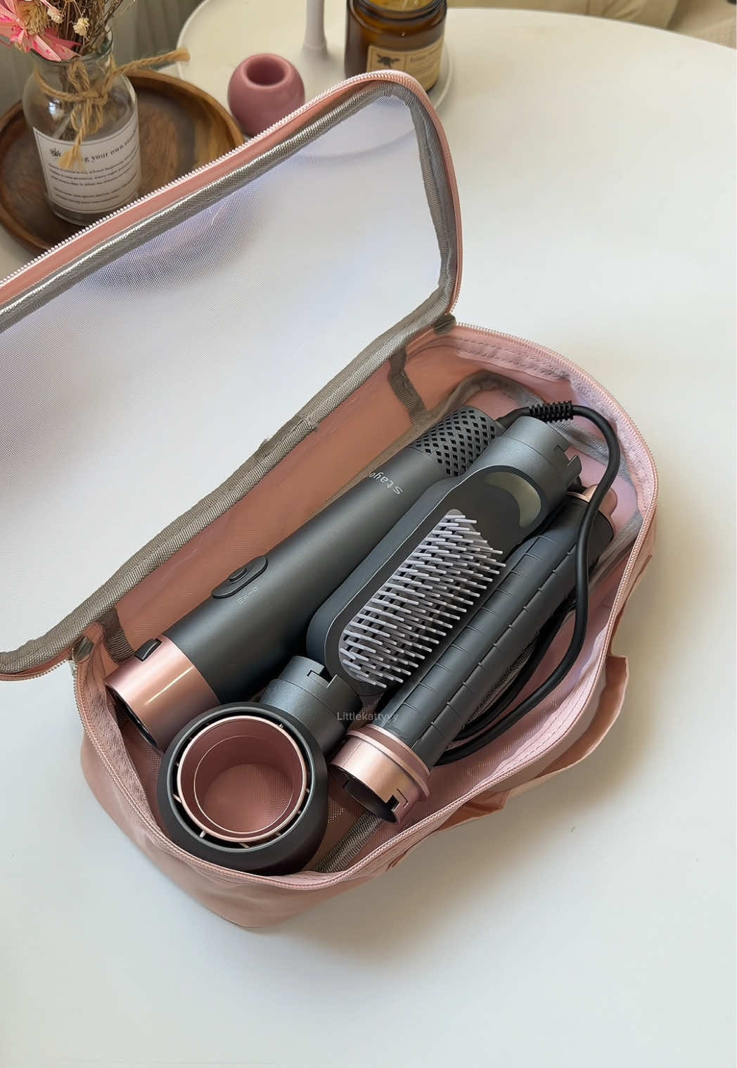 Replying to @@itsmejane0223 yas! My fav travel bag for my hairtools 🫶🏻 #travelbag #hairtoolsbag #storagebag #organizerbag #bag @onsggshop 