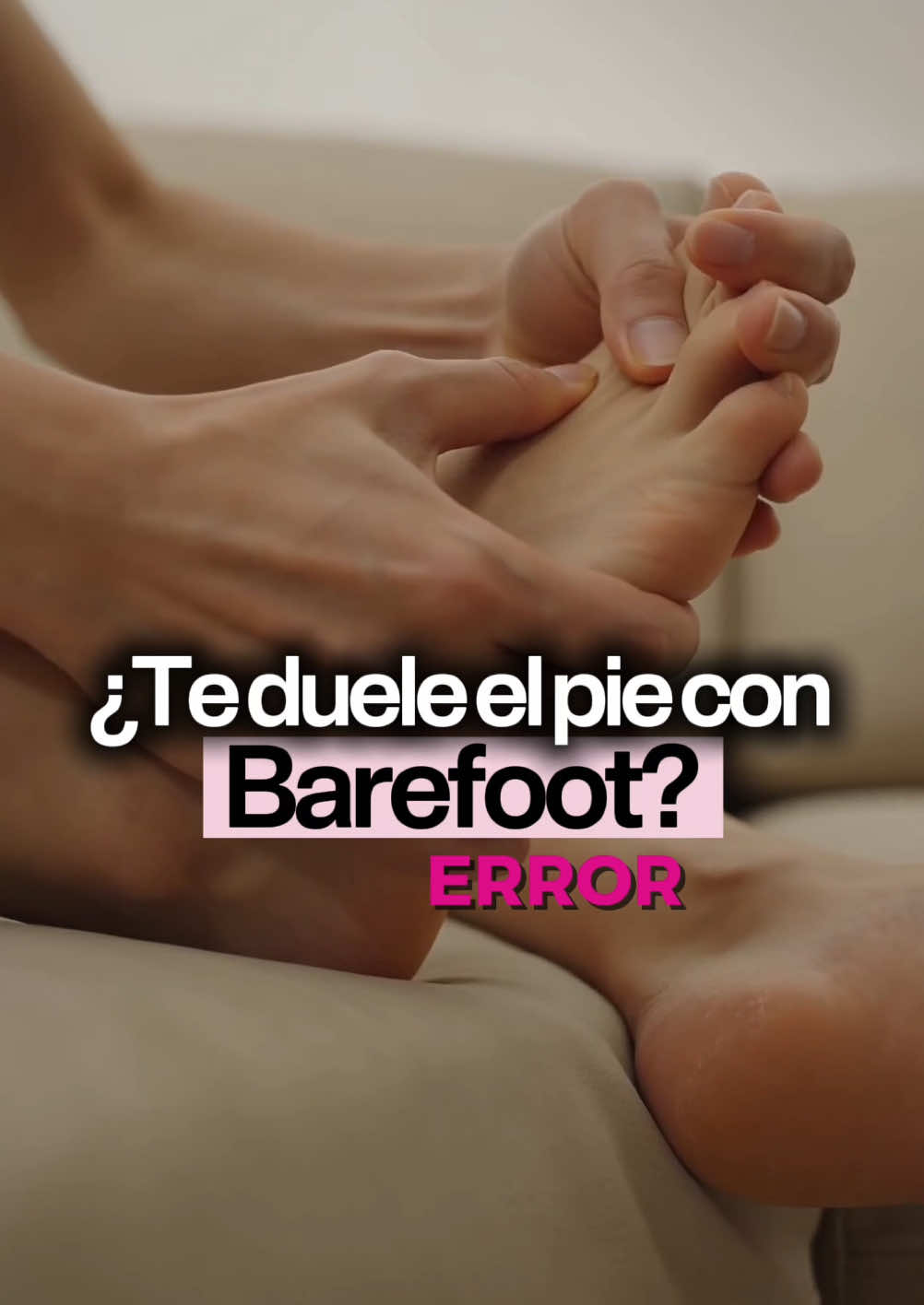 Si el barefoot te duele… probablemente estás empezando mal 👀 El error es pasar de golpe a cero amortiguación cuando tu pie todavía no está preparado. Por eso estas zapatillas son perfectas para la transición 👇 ✔️ Drop 0 ✔️ Amortiguación ✔️ Puntera ancha Así puedes adaptarte sin destrozarte los pies 😅 👉 Link aquí en la cesta naranja  #barefoot #transicionbarefoot #pisadanatural #minimalshoes