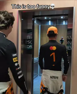 Lando Norris getting crushed by the elevator doors💀 #landonorris #worlddriverschampion #formulaone #oscarpiastri81 #mclaren 