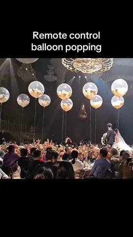 Pop all balloons at the same time with remote control! The balloon poppers are reusable!  #weddingstage #weddingdecor #fyp #weddingplanning #weddingvibes 