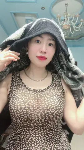 # mạnh bà kim ngân 😂ai muốn quên hết chuyện buồn e nấu canh cho uống 