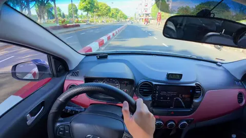 Nước rửa chân của mình thì không ai lấy rửa mặt, nhưng nước trong hồ bơi ngâm cả ngàn đôi chân của thiên hạ chúng ta vẫn ngụp lặn vui vẻ. #grandi10 #trendingtiktok #pleiku 