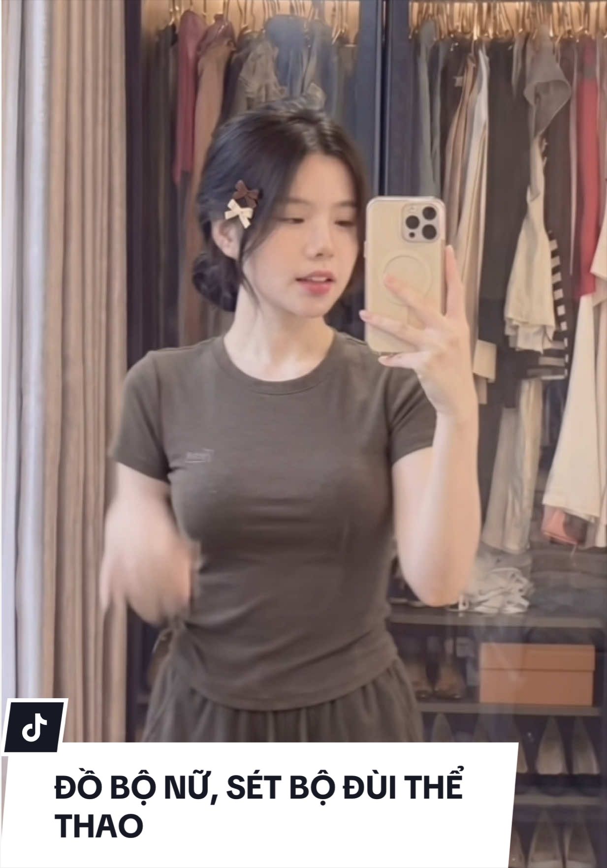 ĐỒ BỘ NỮ, SÉT BỘ ĐÙI THỂ THAO 