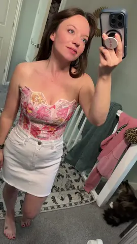 How cute is this SHEIN corset 😍 #corset #shein #fyp #tryon #summeroutfits