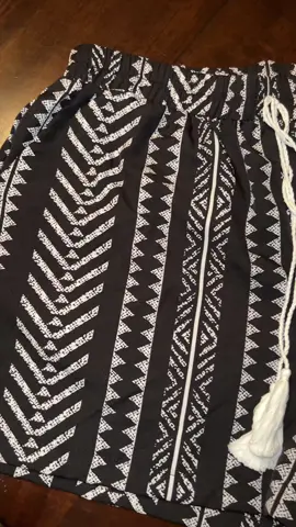 Geometric shorts
