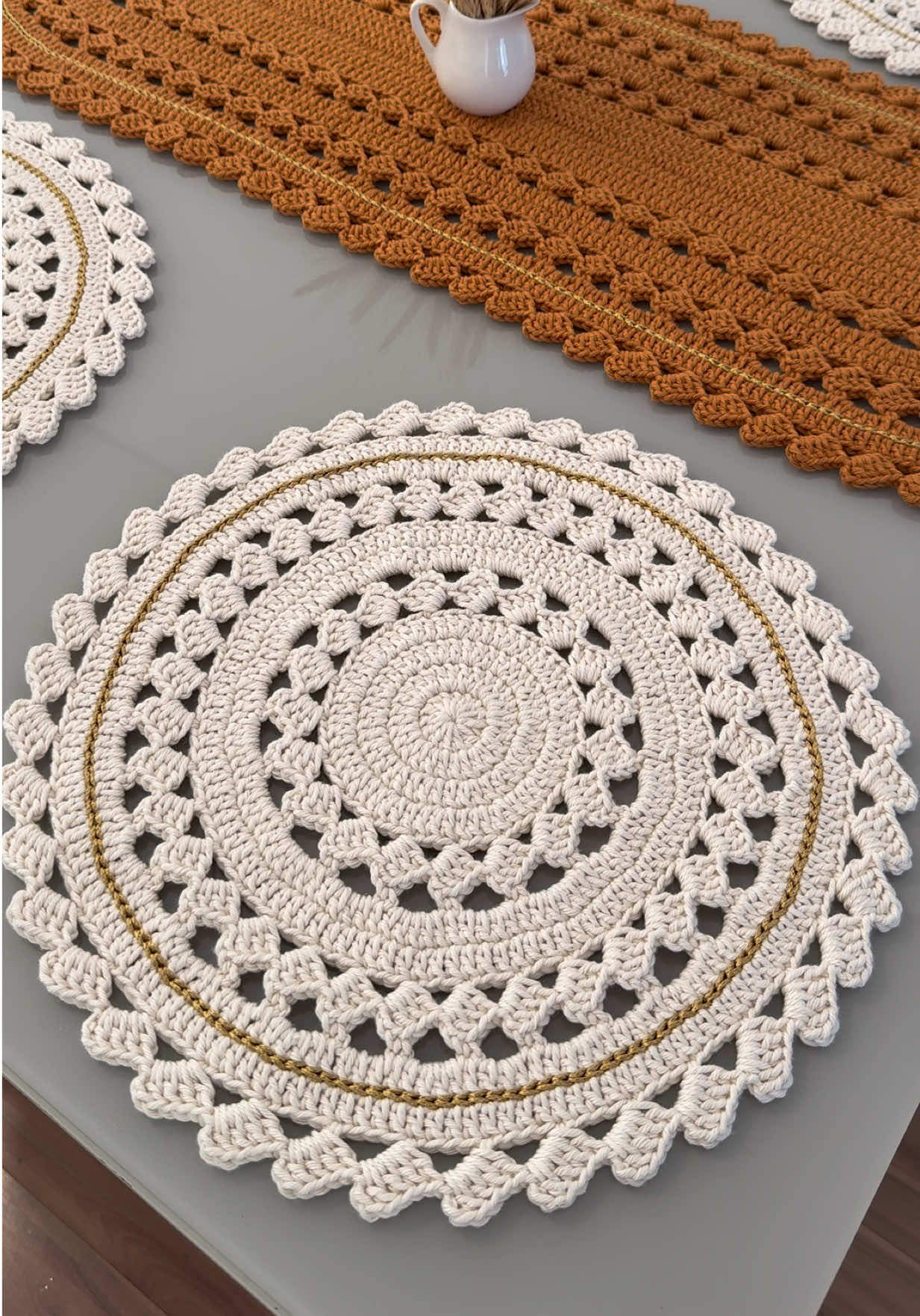 Sousplat de crochê 🧡#fy #croche #crochettok #handmade #fyp 