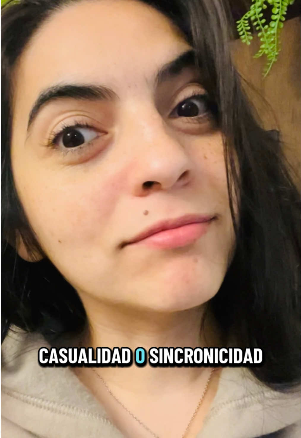 ¿Creen en las “coincidencias” o “sincronicidades”? ¿O creen que solo son “casualidades”?. Los leo.  #sincronicidad #casualidad #coincidencia #pluma #mensajes 
