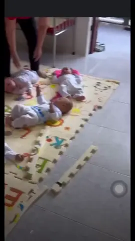 Mỗi ngày mới với các con là một niềm vui và hạnh phúc , mong các con luôn được bình an và hạnh phúc ❤️