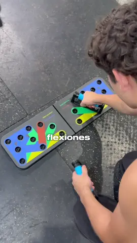 No caigas en las mentiras de los gurús fitness, y empieza a entrenar desde tu casa con esta tabla de flexiones, adquiere la tuya entrando al link en la descripción #gym #guatemala #Fitness 