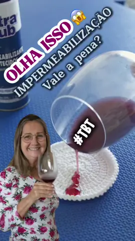 #tbt desse teste que sempre impressiona 🍷. O vinho foi derramado sobre a peça em crochê impermeabilizada e não foi absorvido. A proteção cria uma camada que ajuda a evitar manchas e facilita muito os cuidados no dia a dia. Veja o vídeo até o final e confira o resultado. 🚫 Esse material é protegido pela lei 9.610/98 (Lei dos Direitos Autorais), sendo proibida qualquer reprodução das minhas fotos e vídeos para divulgação de cursos e vendas! #tbt #ultralub #tutorial #dicadecroche  