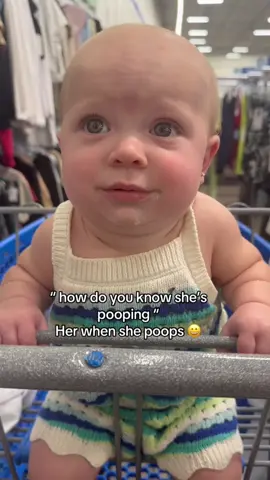 Baby’s poop face 🤣🥰 #baby #poop #cute #funnyvideos #Foryou 