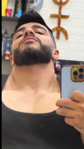 شووف راقبا باله الله يبارك 😆😆