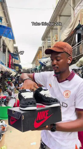 Nike 41-47 Price 22k WhatsApp 08135000294 Location shop 29 main bright Ochanja market Onistha  #birthdaysneakers #giftforhim #signoutday🎉🎉🎊🎊👩🏼‍🎓👩🏼‍🎓🔥 #onlinebusiness #jamb #wholesale #wace #graduation #wholesalemarket #simplesneakers 