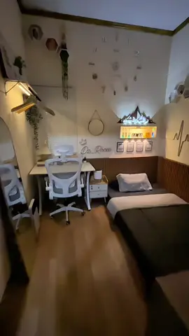 Goyang moakkkkk#kamaraesthetic #kamarcowok #dekorasikamar #kamarminimalis 