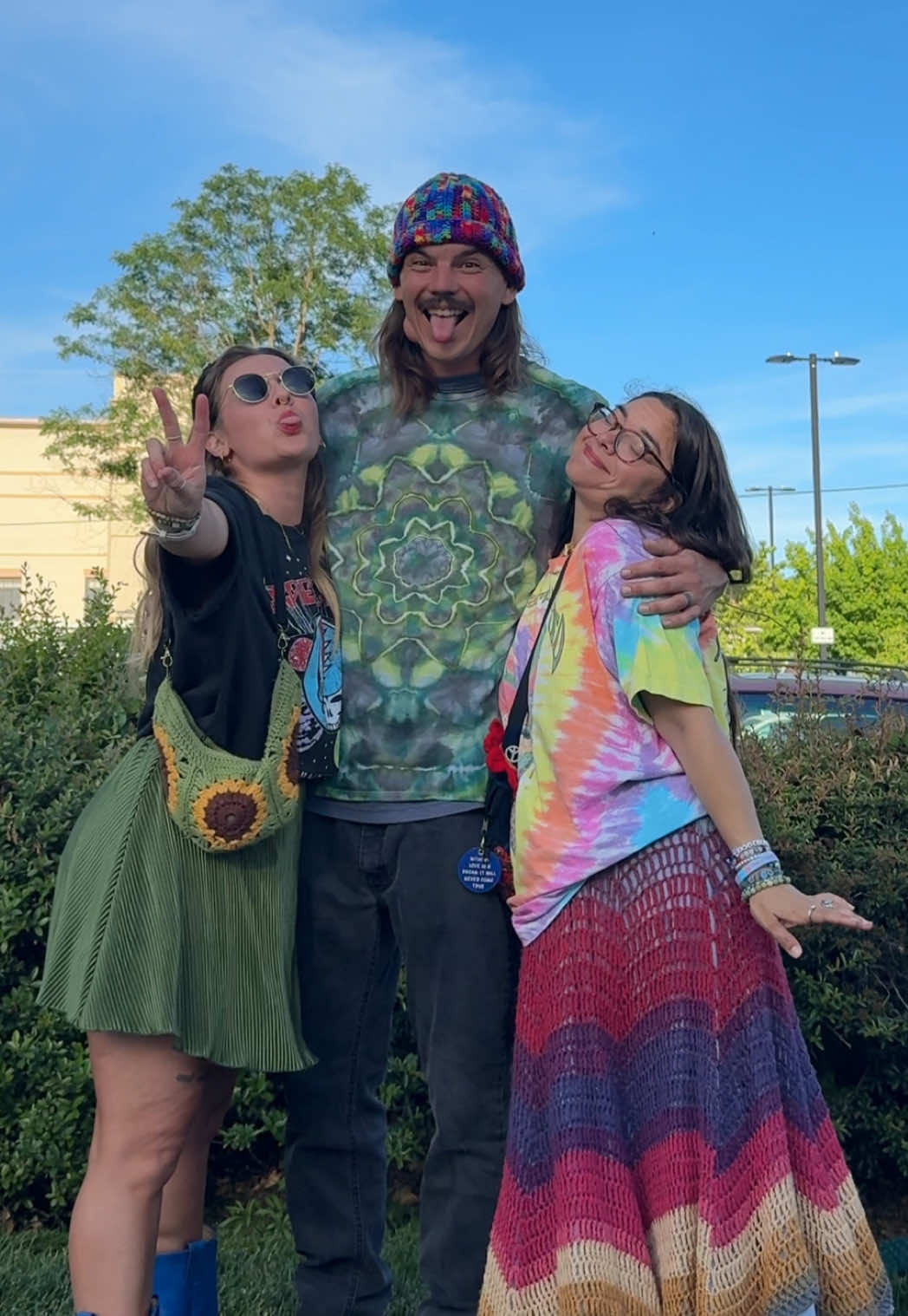 of course @catherine got a spin in at the end. and can we all cry about how jimmy looks at her??? 🥹💫✨ #gratefuldead #deadhead #jamband #darkstarorchestra #asheville 