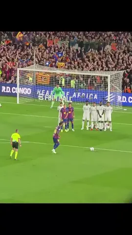 #BarcelonCoachMessi 