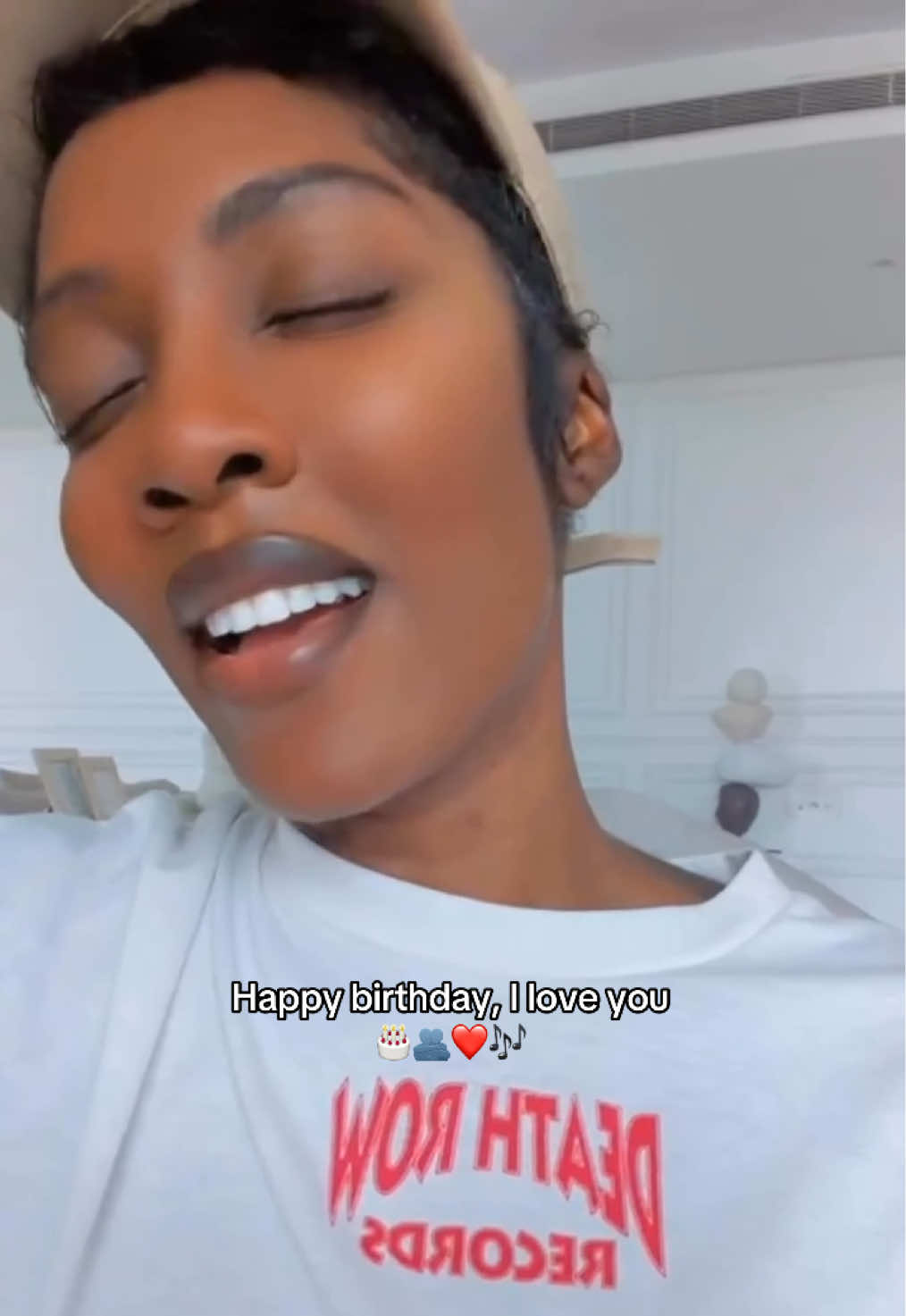 Send this to someone celebrating their birthday today or save for someone celebrating theirs soon🎂🥳 #tiwa #tiwasavage #savagesource #fyp #foryoupage 