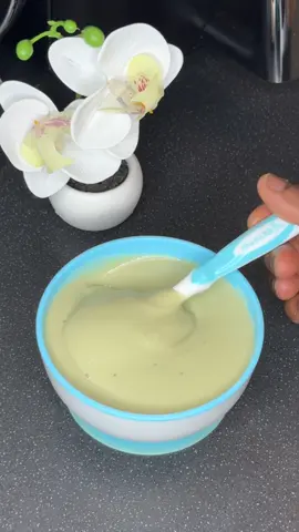 Avocado 🥑 + Potato 🥔 + Banana 🍌 Purée One of our favourite creamy combos for baby  Perfect for little tummies, naturally sweet, filling & packed with goodness. Avocado — healthy fats for brain development Potato — soft, comforting & full of energy                                                        Banana — naturally sweet and rich in potassium Super quick to make: • Steam potato until soft • Mash with ripe avocado & banana • Blend or mash to your baby’s preferred texture Perfect for 6 months+ 👶🏽 Mum-to-mum tip: serve fresh for the creamiest texture     #babytok #BabyFood #mumtok #blw #BabyLedWeaning 