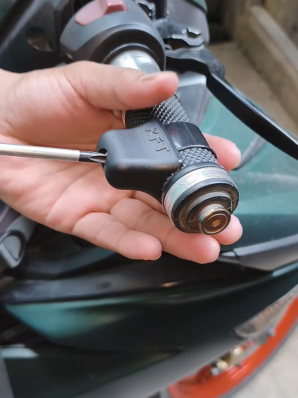 RFT Throttle Grip Support/Throttle Booster for Motorcycle Riders.  #throttlebooster #throttlegripassist #motorcycleaccessories  #riders 