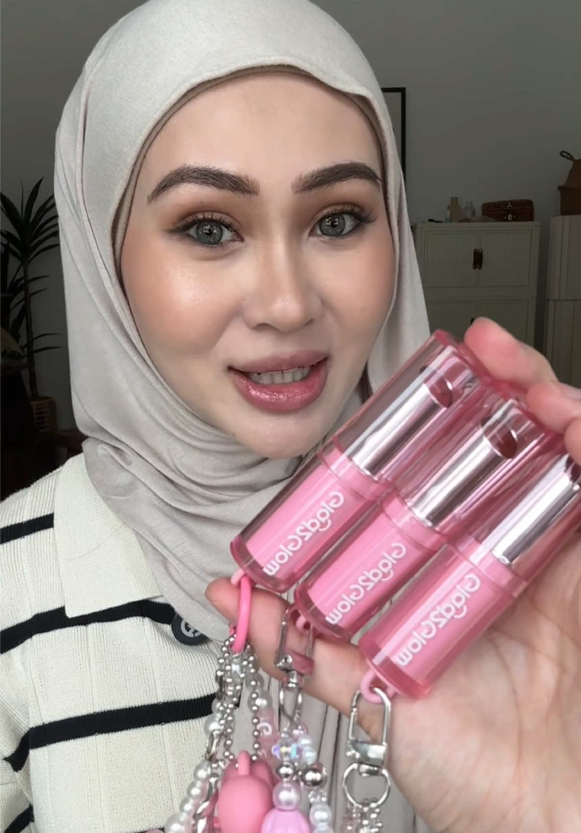 G2G ada lip balm pulak?! Yes this is tinted lip balm yang baru je launch! #lipbalm #tintedlipbalm #g2gtintedlipbalm