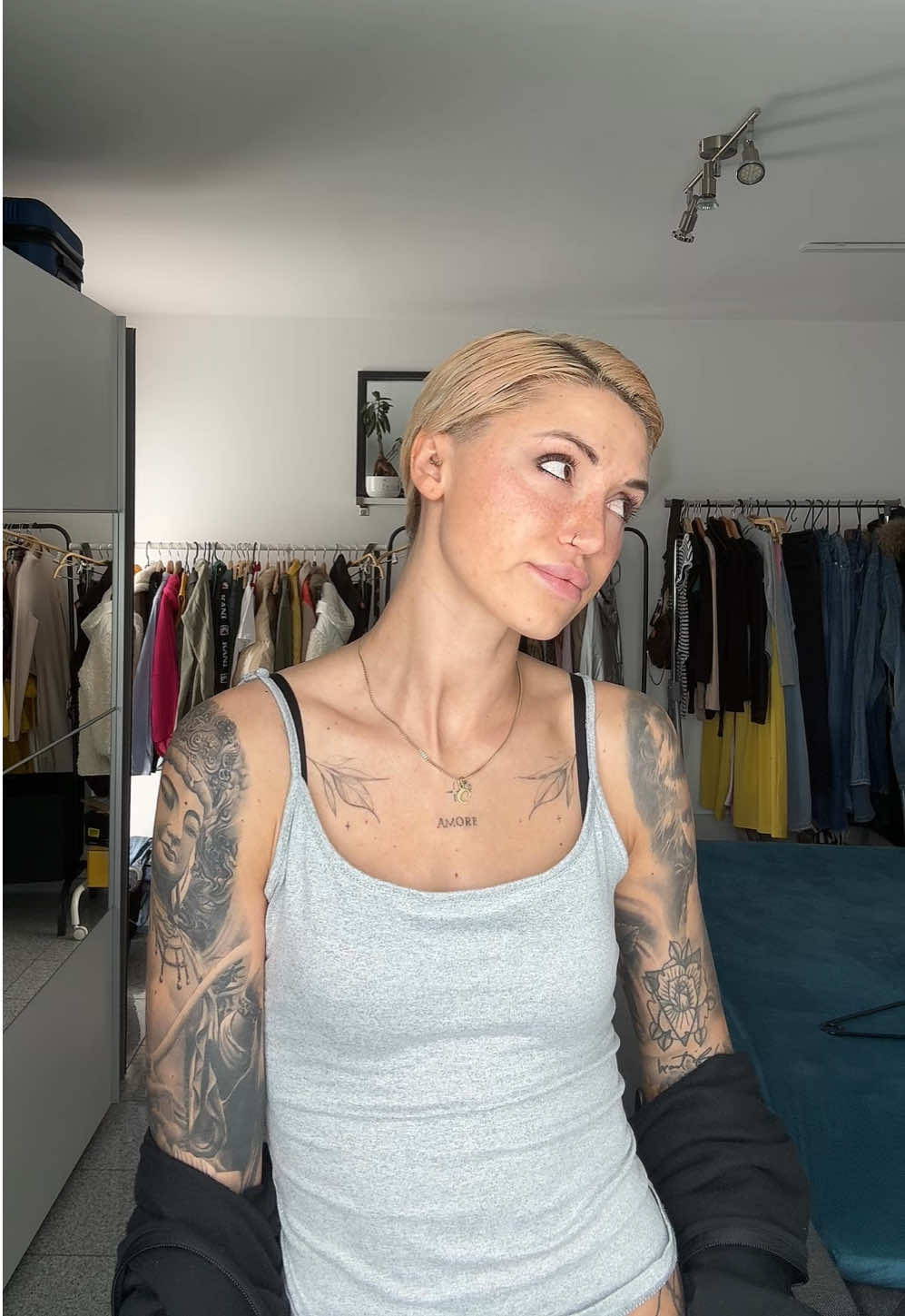 Hab ein Tattoo… muss wohl emotional unavailable sein 🧚‍♀️  #girlhumor #fy #satire #fun #viral