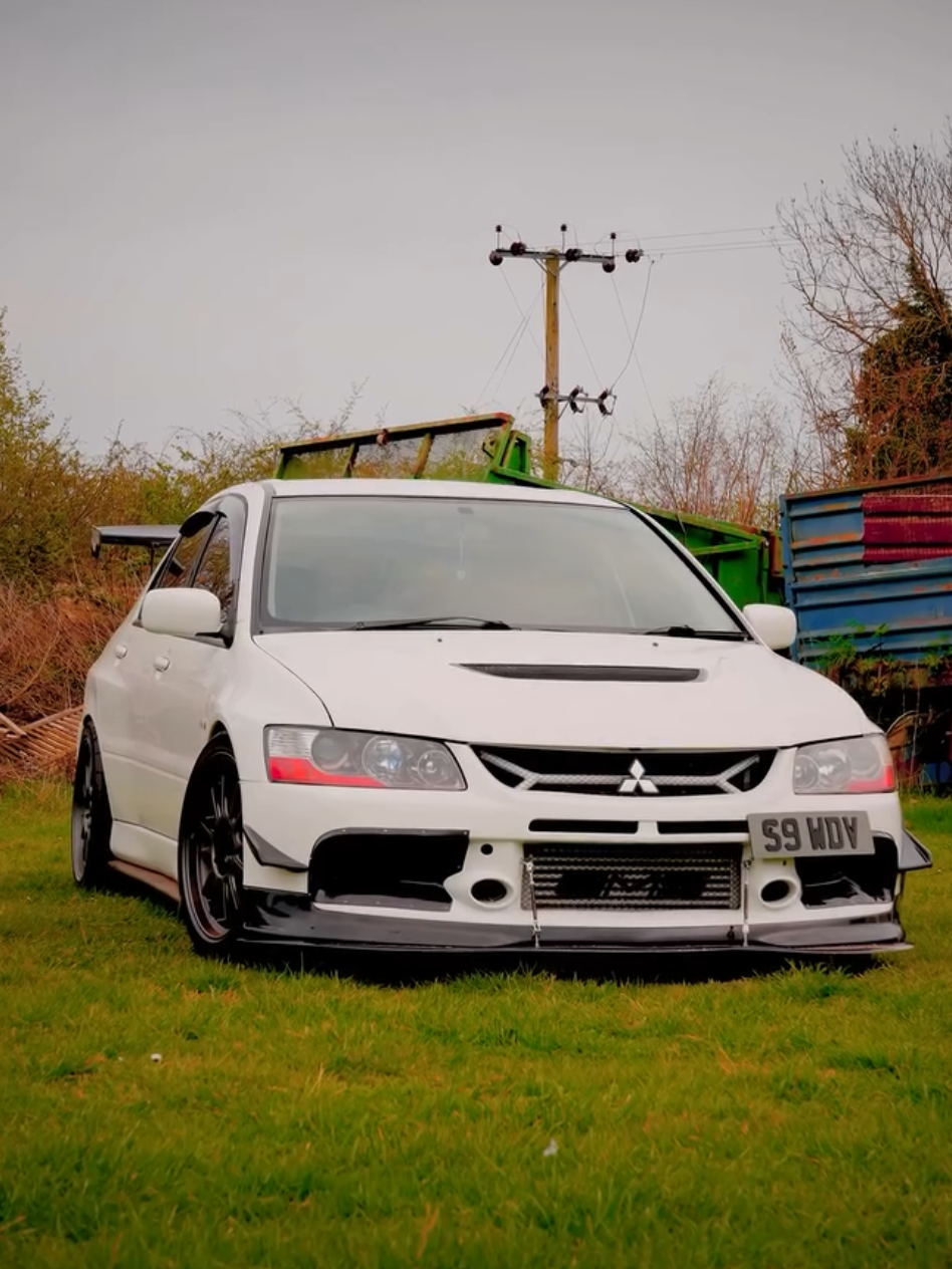 Mitsubishi Lancer Evo #mitsubishi #lancer #evo #lancerevo #evolution 