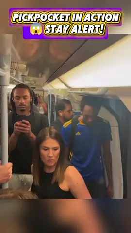 Pickpocket in Action Stay Alert! #pickpocket #thiefalert #fyp #viralvideo #stayalert 