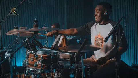 kingsmen Tz praise Medley   https://youtu.be/WwGCHAnPjrU?si=ZYWt7h-TkjFa2JXl