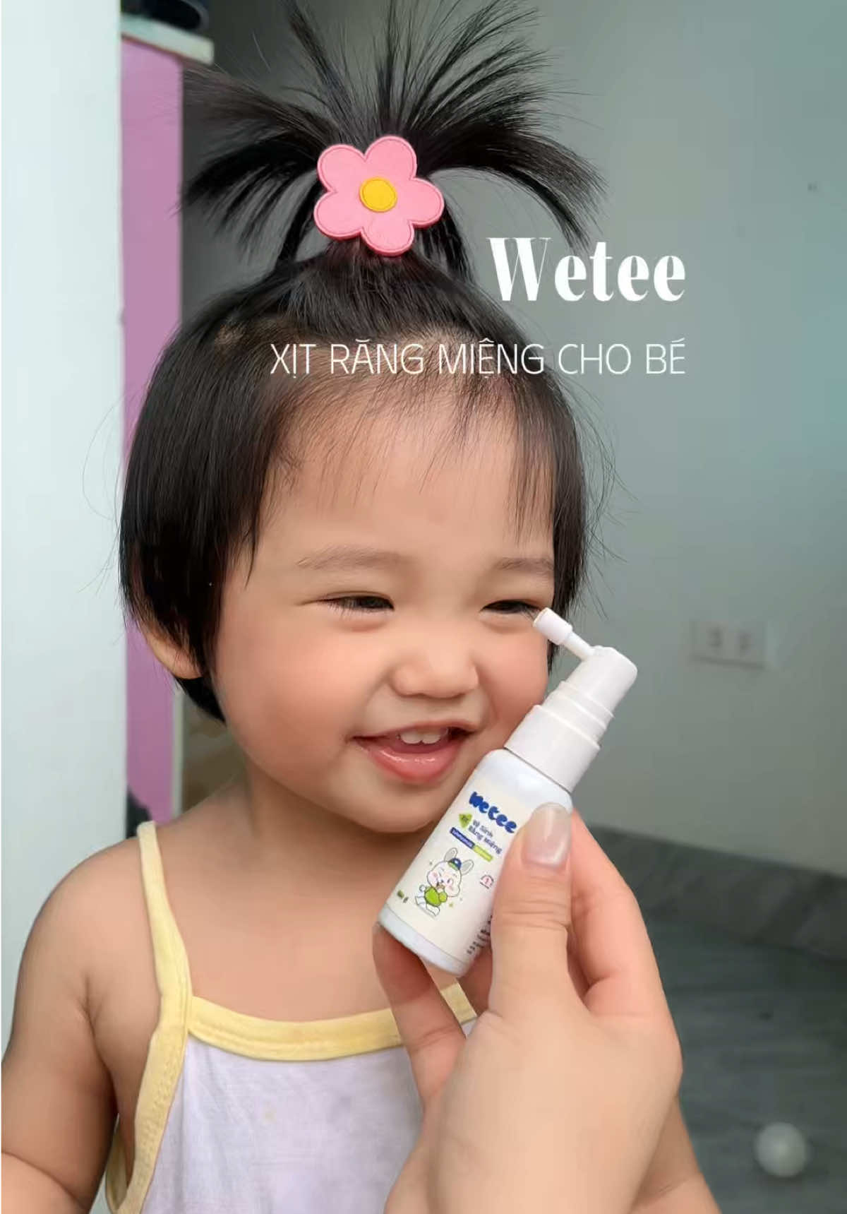 Cứu tính cho mấy cái roăng đoen của coăn iem các mẹ ơi, mẹ nào có con bị như này thì phải mua liền chứ để lâu là sâu răng tội con lắm #xitrangmieng #xitvesinhrangmieng #xitsaurangchobe #xitchongsaurang #wetee 