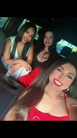 Latina night 😍 🇨🇺 🇬🇹 #RomeoSantos #PrinceRoyce#paratiiiiiiiiiiiiiiiiiiiiiiiiiiiiiii #celebrating 
