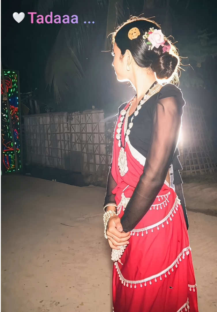 🥹💫 यो “लोफाइ साँझ” शैलीका फोटोहरू धेरै dreamy र emotional देखिन्छन् 🌙✨  अँध्यारो background, पछाडिबाट आएको नरम प्रकाश, कपाल वरिपरि देखिने चमक र हल्का grain effect ले फोटो फिल्मको दृश्य जस्तै बनाउँछ 📸💖 जोडीको हात समातेको पल होस् वा एक्लै उभिएको portrait, सबैमा शान्त रातको सम्झना जस्तो vibe आउँछ 🫶🌌 ✨ instagram effect tutorial. instagram lofi filter. how to use lofi dusk filter. how to use lofi dusk filter on ig. popular instagram filters. lofi dusk filter effect. how to use lofi dusk filter. lofi dusk filter tutorial in tiktok. lofi dusk filter tutorial. lofi dusk filter tutorial ksa edit kra. lofi dusk effect. lofi dusk effect kasa bana sakta han. how to apply lofi dusk filter on instagram. lofi dusk effect. lofi dusk prompt. insta viral filter prompt. how to open insta effect ✨🌙📸 یہ “لو فائی ڈَسک” انداز والی تصویریں بہت خواب جیسی اور جذباتی لگتی ہیں 😭✨ اندھیری رات، پیچھے سے آتی نرم روشنی، بالوں کے گرد چمکتا ہوا کنارہ اور ہلکا سا grain effect پوری تصویر کو فلمی منظر جیسا بنا دیتے ہیں 🌌🖤 چاہے جوڑا ہاتھ پکڑ کر چل رہا ہو یا کوئی اکیلا خاموشی سے کھڑا ہو، ہر تصویر میں رات کی یادوں والی پرسکون فضا محسوس ہوتی ہے 🥹 এই “লোফাই সন্ধ্যা” স্টাইলের ছবিগুলো খুব স্বপ্নের মতো আর আবেগময় লাগে 😭🌙 অন্ধকার পটভূমি, পেছন থেকে আসা নরম আলো, চুলের চারপাশে আলোর রেখা আর হালকা grain effect পুরো ছবিটাকে সিনেমার দৃশ্যের মতো করে তোলে 📷✨ জোড়ার হাত ধরা মুহূর্ত হোক বা একা দাঁড়িয়ে থাকা ছবি, সবকিছুতেই শান্ত রাতের স্মৃতির অনুভূতি আসে 🖤💫 Gemini AI یا ChatGPT দিয়ে এমন ছবি বানাতে চাইলে শুধু رات کا ماحول، پچھلی نرم روشنی، بالوں کا glow، realistic shadow، हल्का grain effect र cinematic mood भनेर वर्णन गरे पुग्छ 🤖📱 AI تصویر کو dreamy، soft اور nostalgic بنا دیتا ہے 🌙✨.     #newfilteri #capcut #capcutpioneer #capcutnow #tutorial 