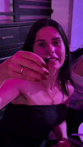 სიყვარულის სადღეგრძელო როგორ არ დაელიათ?🥂😅#ფორიუ #ქუთაისი #პალადიუმი ❤️