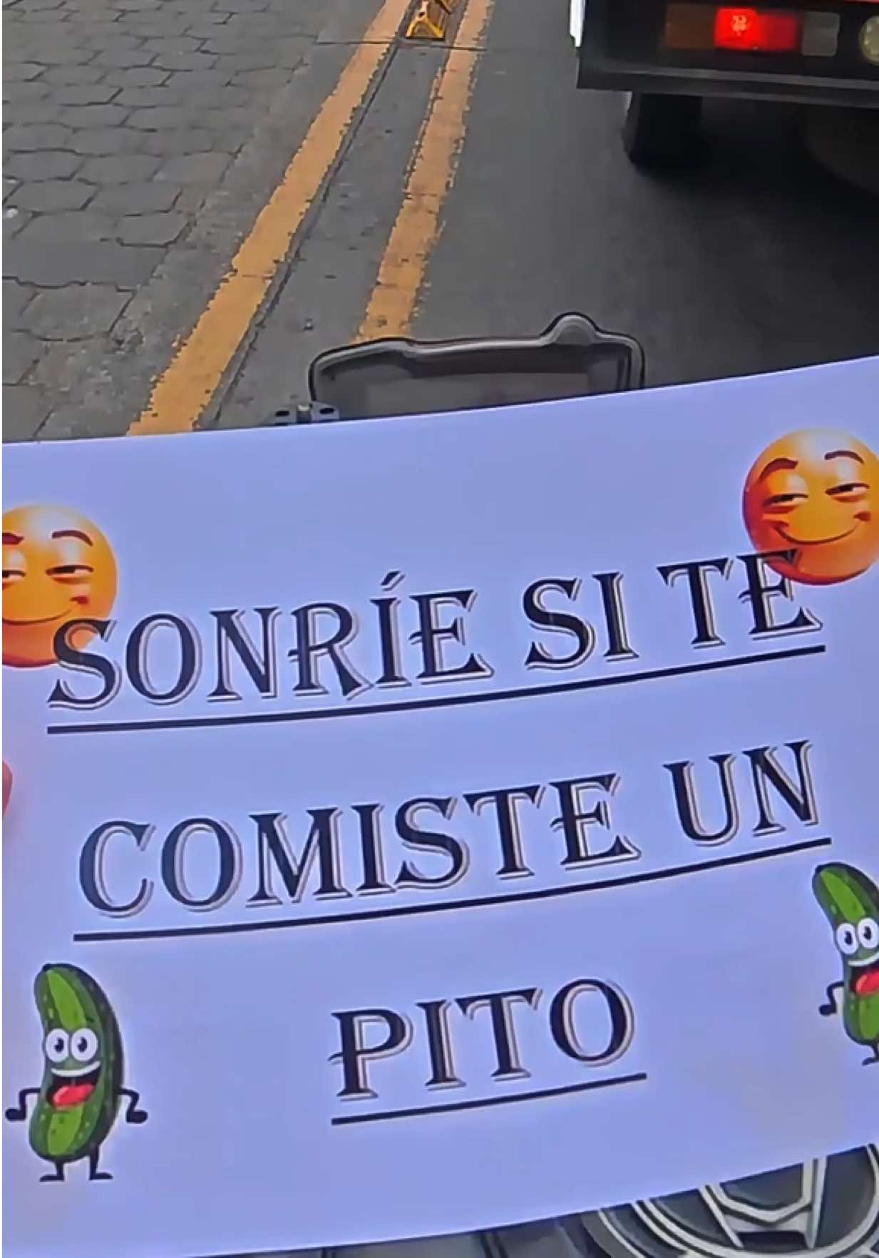 Molestando a gente parte 1. #humor #biker #risas😂 