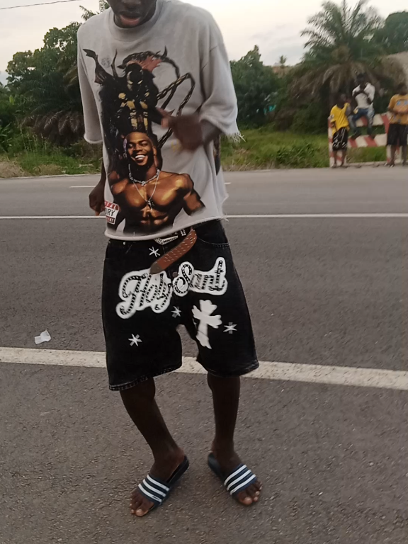 quand tu es de passage épi on te dit de dansé un peu