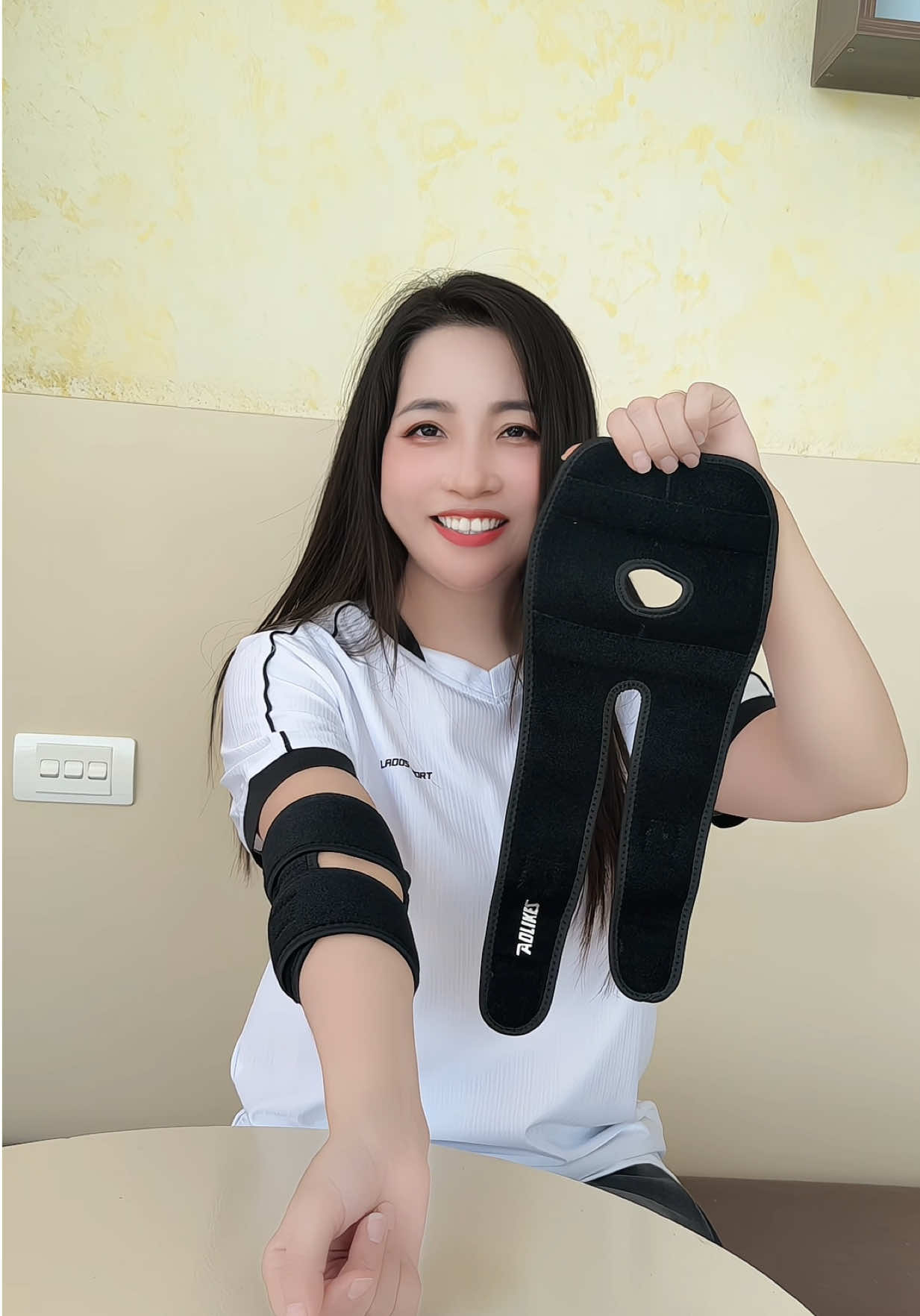 Cuốn khuỷu tay 