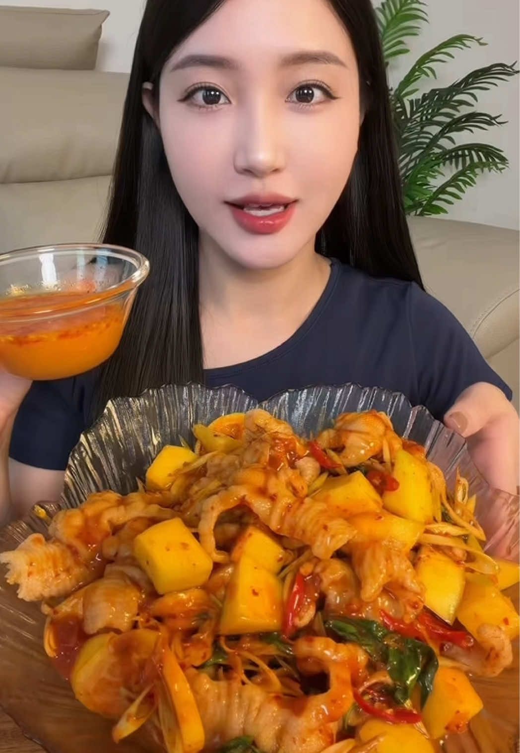 Chân gà sốt Thái siêu dễ làm #mukbang #thhoadayrui #ancungtiktok #LearnOnTikTok #changasotthai 