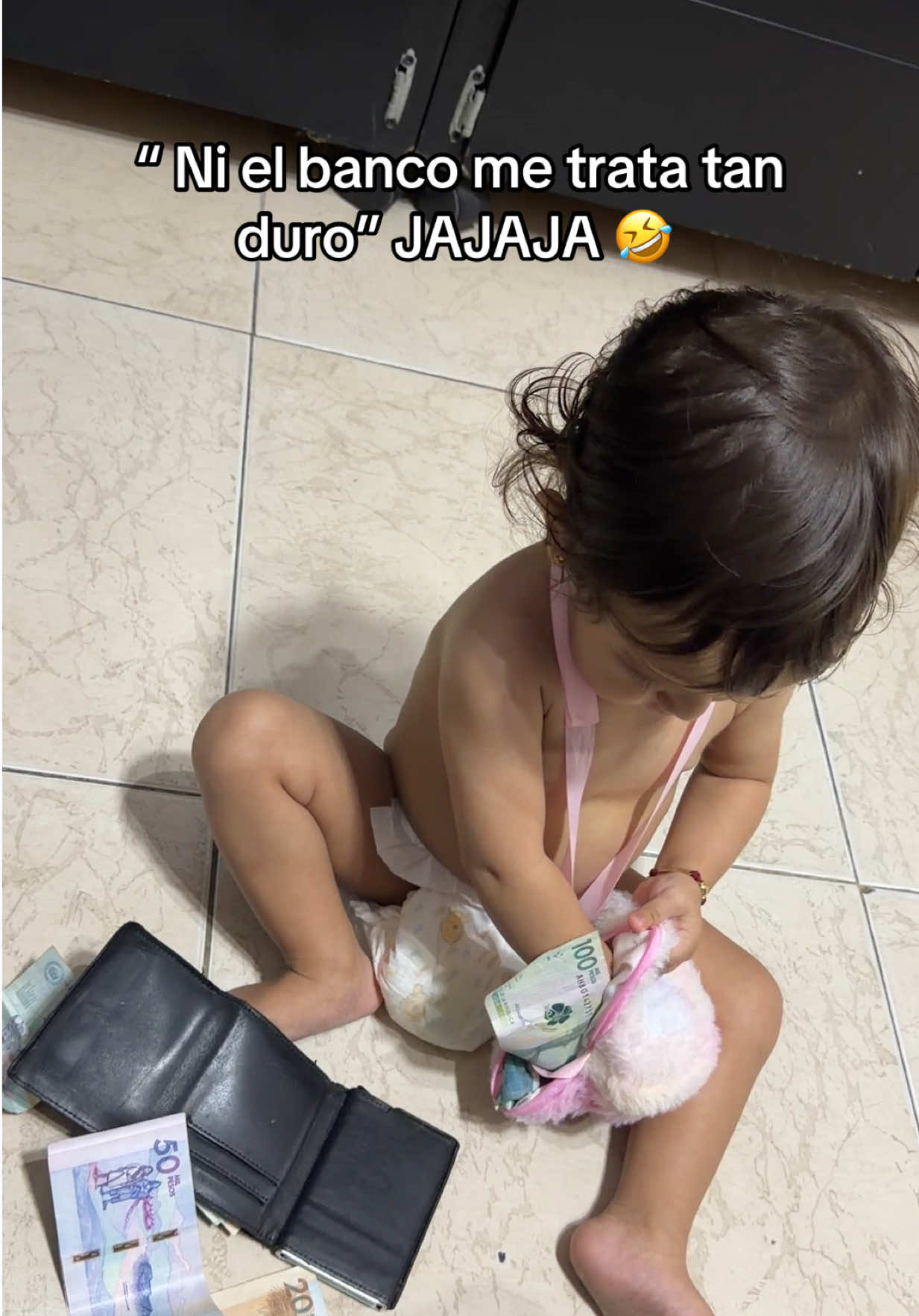 Por lo menos me dejó pa los dulces. 🤭🤭 - - #hija #teamo #vida #felicidad 