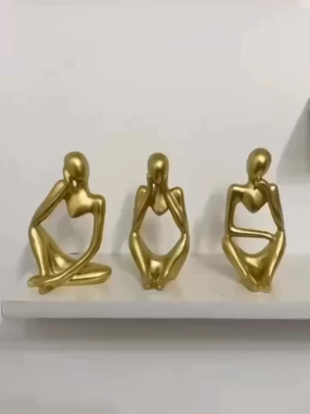 Trio Estátua Pensador deixa qualquer ambiente mais elegante e moderno. Perfeito para sala, escritório, estante e decoração sofisticada 🖤 Garanta já o seu antes que acabe! #decoração #trioestatuaspensador  #estatuapensador #decoracaodeluxo #decoracaomoderna 