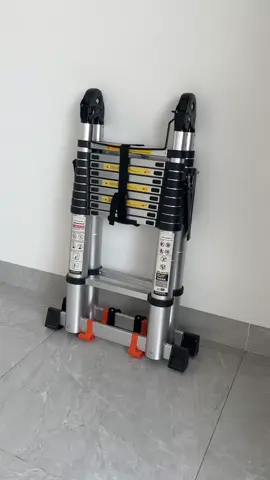 Thang nhôm rút đôi SUMIKA SK640D NEW gấp gọn tiện cất, cao 6.27m, phù hợp gia đình và công việc trên cao.