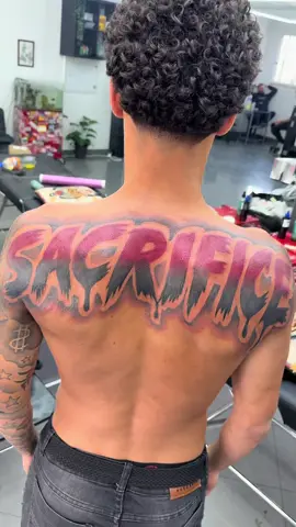 SACRFICE 🩸 Feita no meu irmão @Huguin⚡️ 🔒🫂 Tudo nesta vida é feito de sacrifício e vontade de lutar ‼️ ##tattoo##tatuagem##tatuagemportugal#tattooideas #bigtattoo 