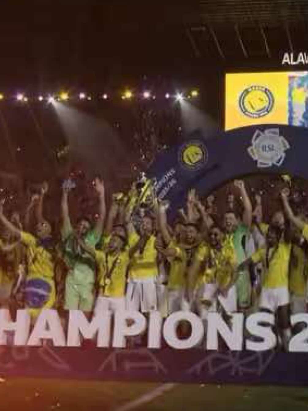 Alnassr is the champions of the league 🐐! | We finally do it 🔥 #cristianoronaldo #ronaldo #rm7🔱 #alnassr #saudileague 