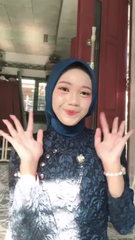#fypp #foryoupage #masukberandamuu #masukberandafyp #graduation 