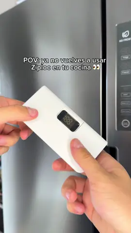 No dejes más bolsas abiertas, deja de desperdiciar comida y también tu dinero 🚯 #comida #sellador #lifehacks #gadgets #cocina  Este mini sellador térmico cuenta con 6 niveles de calor para distintos tipos de bolsas, es recargable por USB y te ayuda a mantener frescos café, snacks y alimentos por más tiempo evitando que se humedezcan. Además, reduce el desperdicio de comida, ayuda a ahorrar dinero