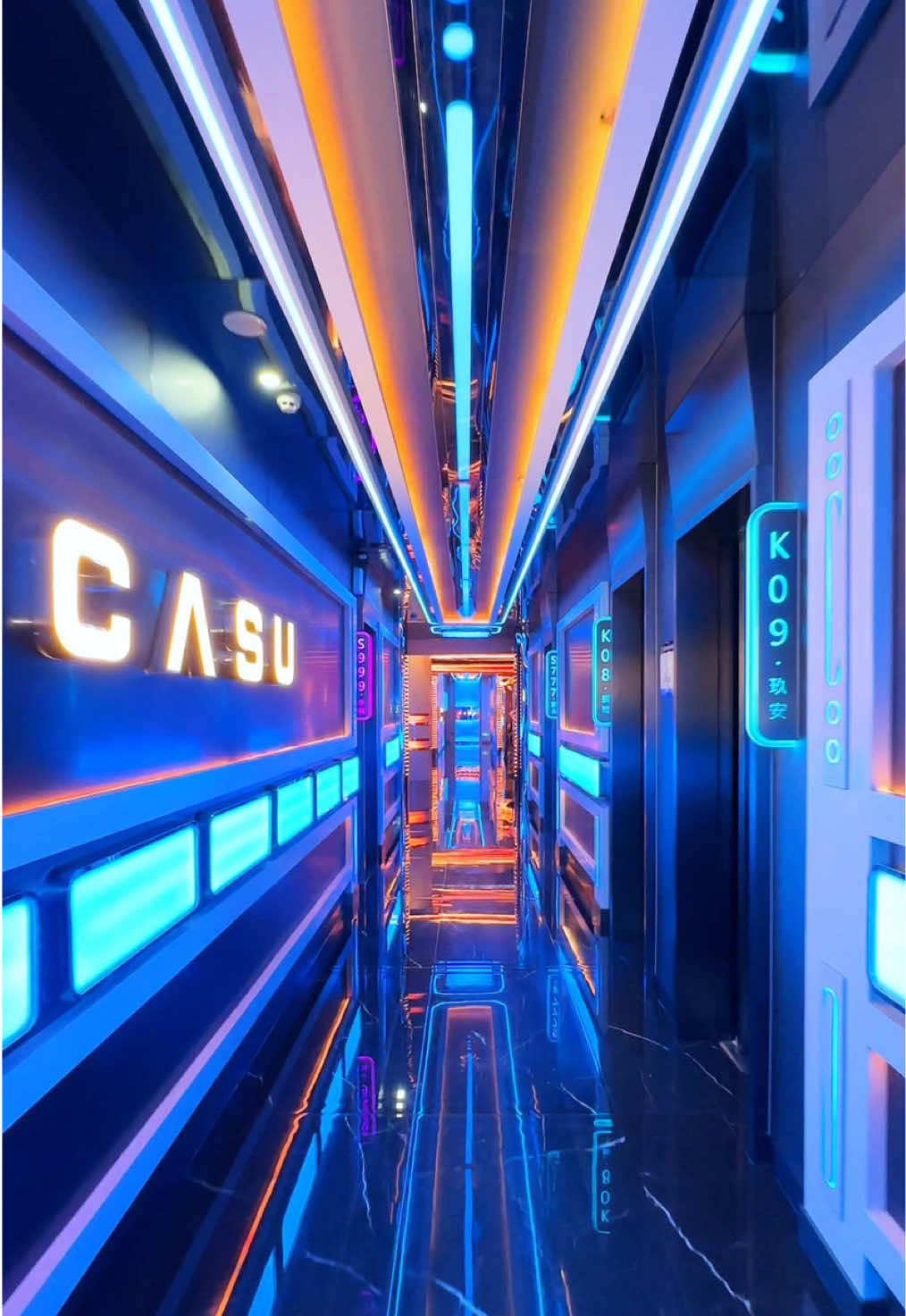 又到了嗨皮的时刻！KTV过道，设计装修！ It's party time again! KTV corridor design and renovation! ได้เวลาสนุกกันอีกแล้ว! การออกแบบและตกแต่งทางเดิน KTV! ပျော်ရွှင်စရာအချိန်ကို ပြန်ရောက်လာပြန်ပြီ။ KTV လူသွားလမ်း ဒီဇိုင်းနှင့် အလှဆင်ခြင်း။ #ktvdecoration #ktvการตกแต่ง #ktv装修 #ktv设计 #ktvdesign 