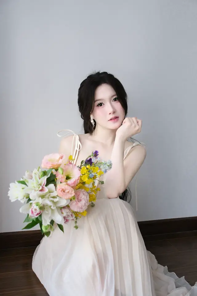 Chụp ảnh ở nhà thoai mà ngỡ đi stu lun á😋📸💐✨