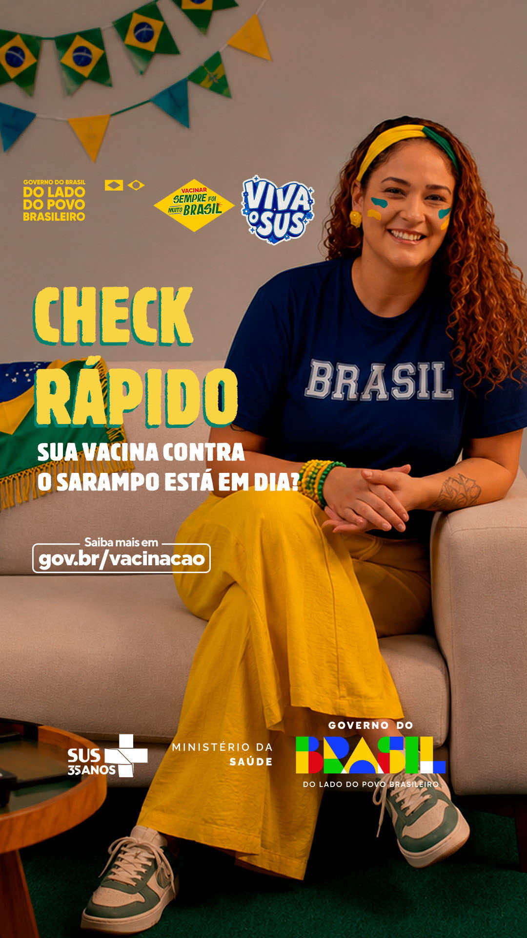 Vai viajar? ✈️  Confira sua caderneta e entre em campo protegido contra o sarampo.  #vacina #sarampo #sus #saude #viagem