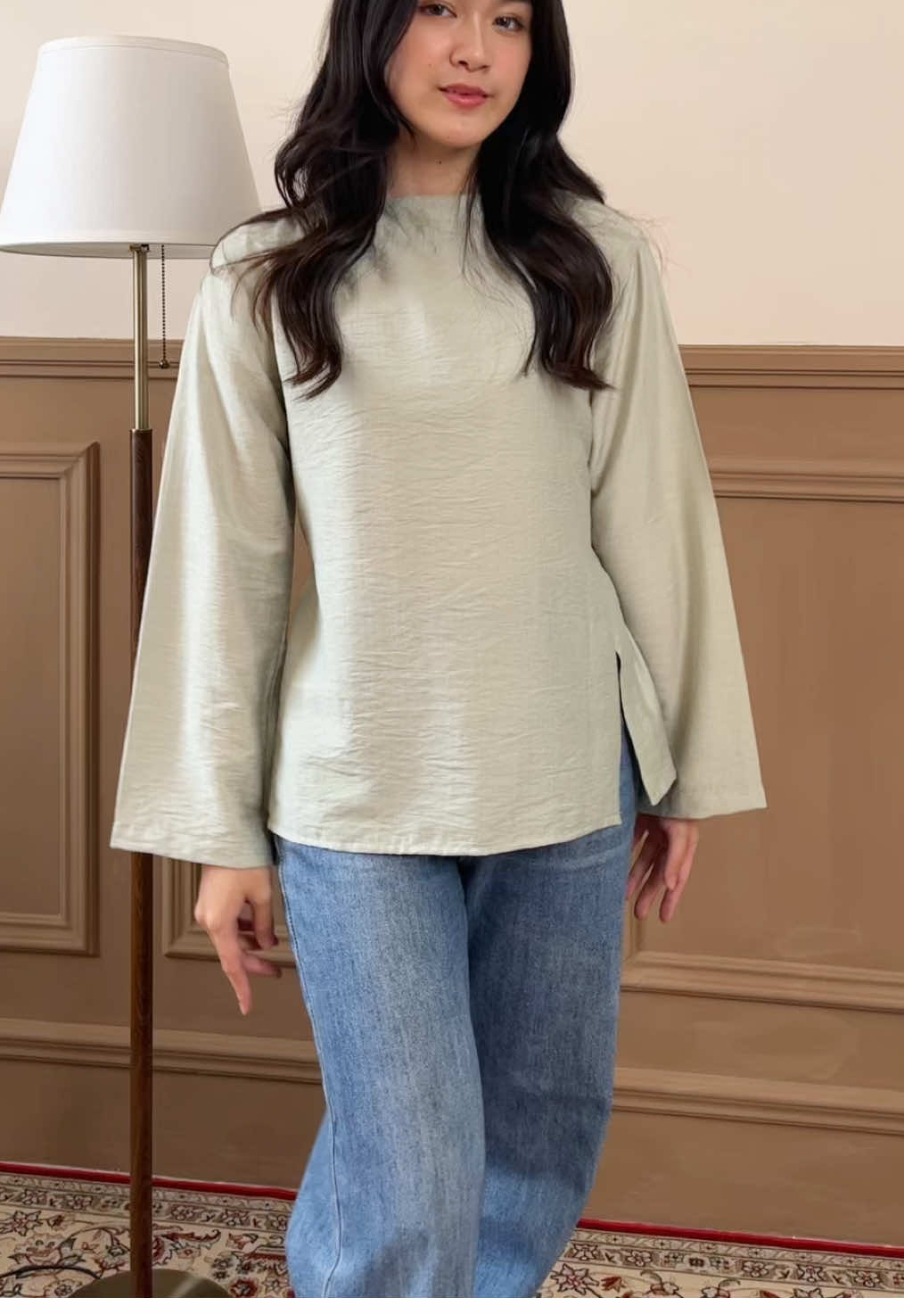 Clean look in the softest color✨ Valen blouse in greentea 🌱 #blousewanita #outfitinspiration #outfitkondangan 